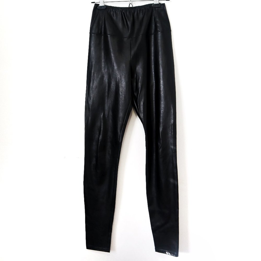 Aritzia Wilfred Vegan Leather Daria Black Leggings